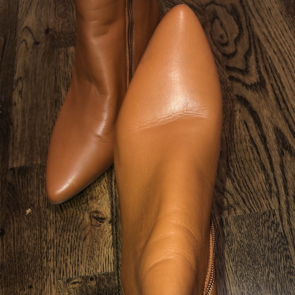 AQUATALIA Palmer women pointed ankle hidden wedge boots color tan FITS LIKE sz 9 - Picture 14 of 14